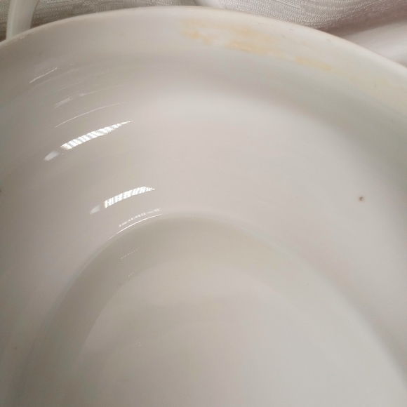 Vintage TK Thun Czechoslovakia Oval Covered Vegetable Dish - Pattern Gold Black - Picture 7 of 12